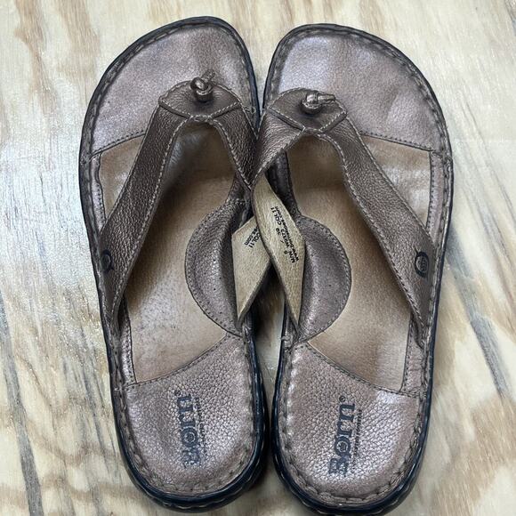 Born Brown Leather Slip On Thong Flip Flop Sandals W9373 Womens US Size 8 M/W - Picture 7 of 12